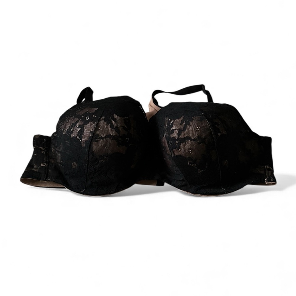 Torrid Black Lace Bra size 52B